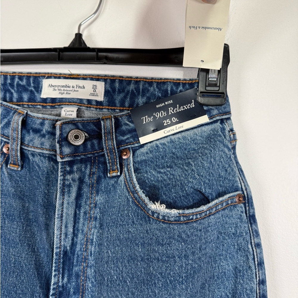 Abercrombie & Fitch High‎ Rise 90s Relaxed Raw Hem Jean 25L Curve Love - Picture 5 of 7